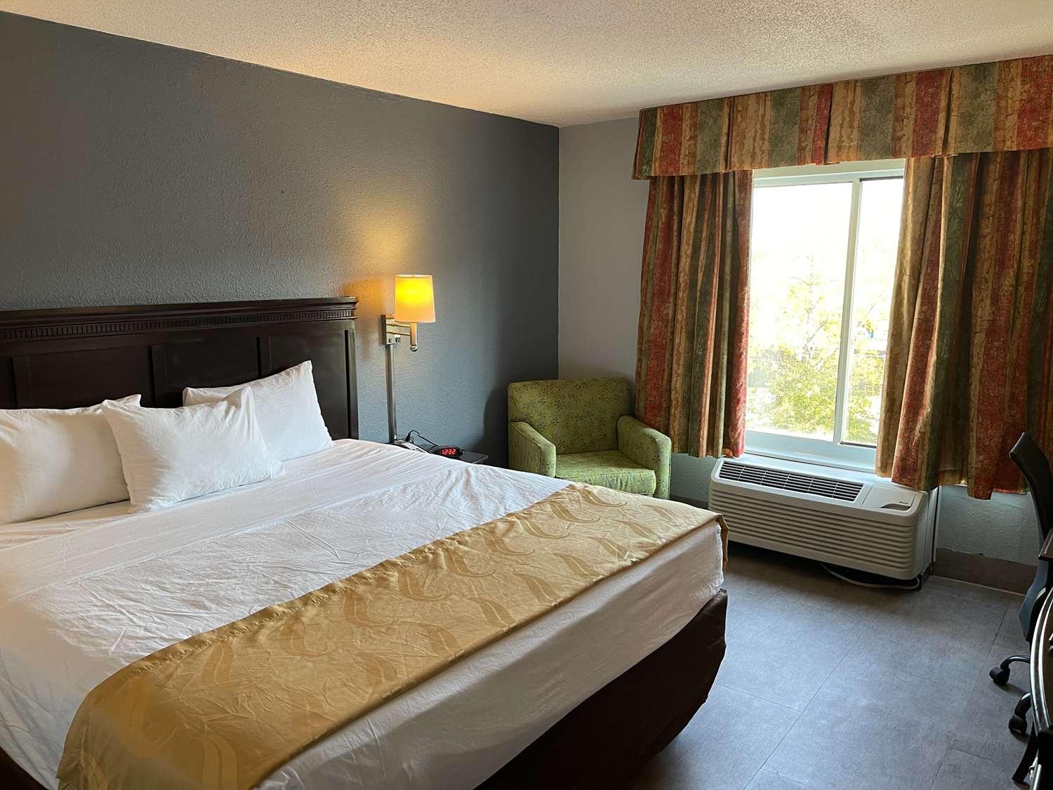 Surestay Plus Hotel By Best Western Durham Medical Center מראה חיצוני תמונה