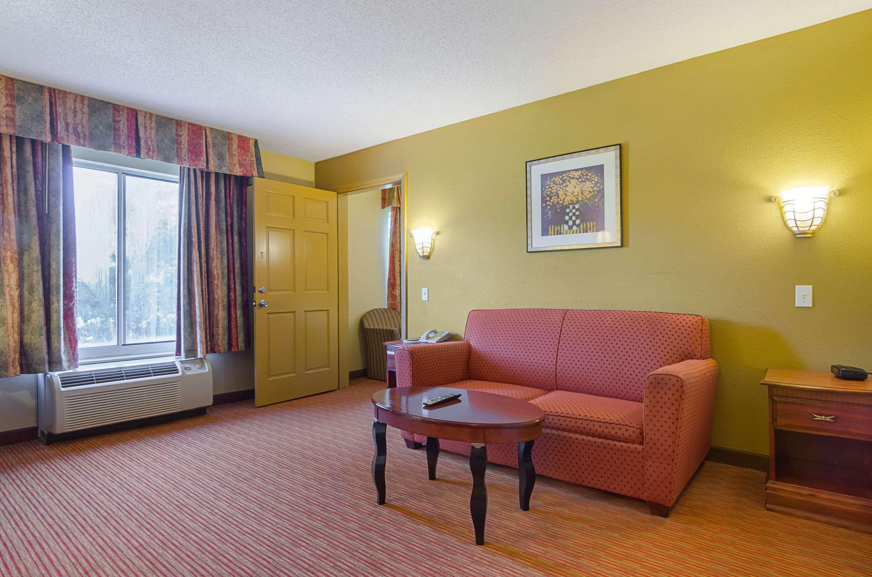 Surestay Plus Hotel By Best Western Durham Medical Center מראה חיצוני תמונה