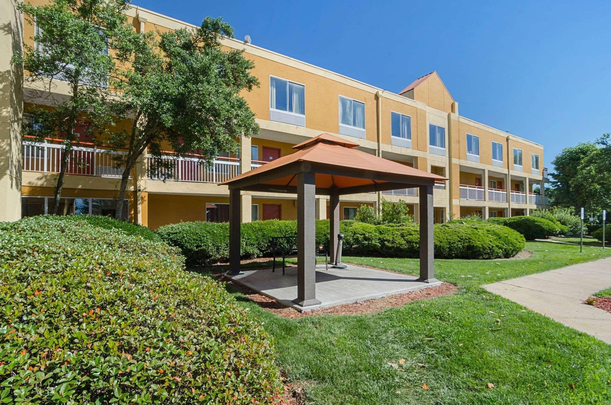 Surestay Plus Hotel By Best Western Durham Medical Center מראה חיצוני תמונה