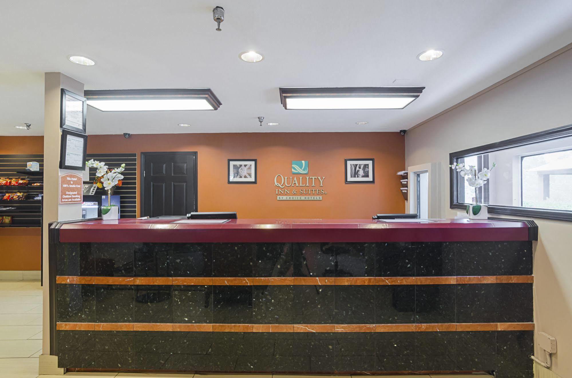 Surestay Plus Hotel By Best Western Durham Medical Center מראה חיצוני תמונה